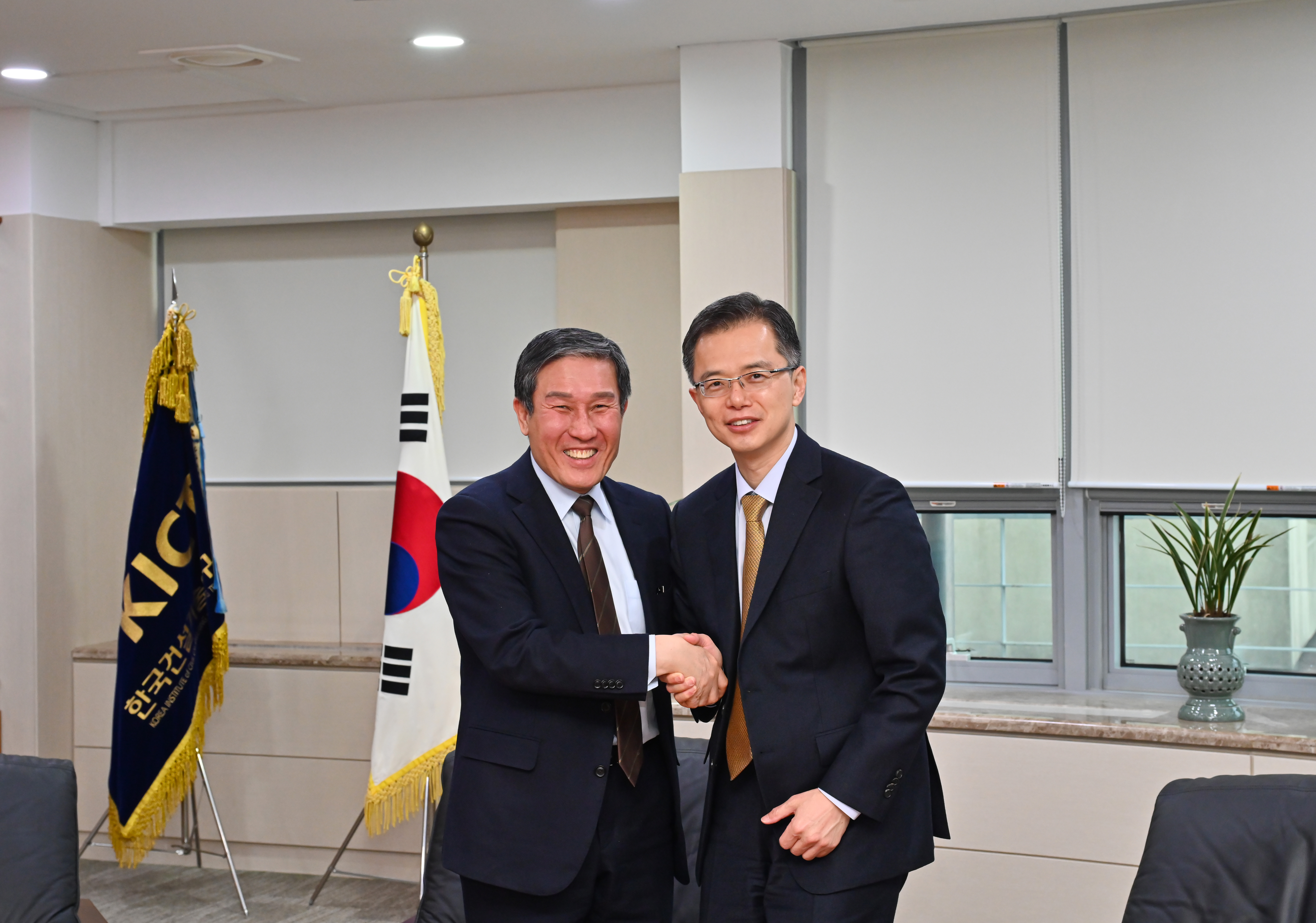 건설연-국토부, 건설산업 미래 대응 위한 정책간담회 개최